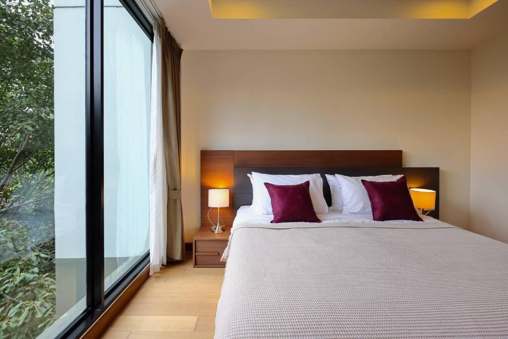 Specious Luxury 2 Bedrooms Apt. Chiang Mai Exterior foto