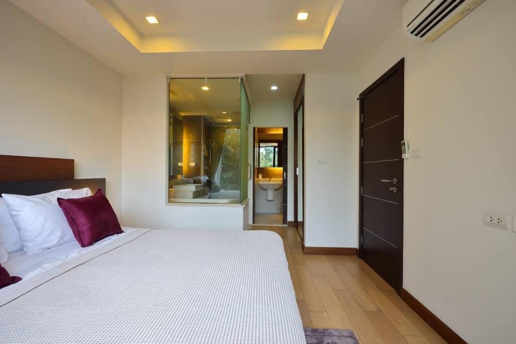 Specious Luxury 2 Bedrooms Apt. Chiang Mai Exterior foto